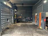 Foto - Werkstatt mit 2 Hallen und 20 Stellplätzen zu vermieten