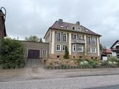 Foto - Attraktive Villa 300 m2 WF 2.000 m2+Garten+Garagen+Werkstatt…