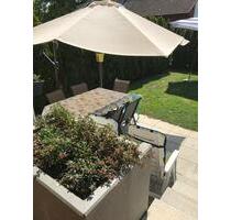 Zum Verkauf steht eine 4 Zimmer Gartenwohnung in Singen - Singen (Hohentwiel)