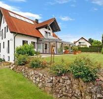 Villa zur Miete 7 Zimmer 256qm2 Wohnfl. - Pörnbach