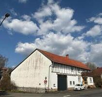 Haus in Bad Wildungen - 130.000,00&nbsp;EUR Kaufpreis, ca.&nbsp; 245,00&nbsp;m&sup2; in Bad Wildungen (PLZ: 34537)