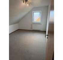 gemütliche Mietwohnung - 850,00&nbsp;EUR Kaltmiete, ca.&nbsp; 4,00&nbsp;m&sup2; in Güglingen (PLZ: 74363)
