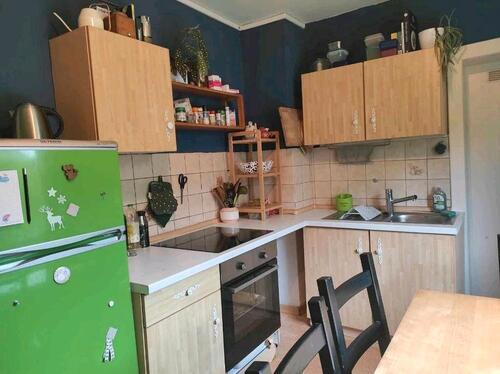 Foto - 2 Personen Studierenden Wg mit Wohnzimmer abzugeben Einzug 01.06