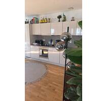 MILANEO - Möblierte 2 Zimmer-Wohnung + Terrasse - Stuttgart Nord