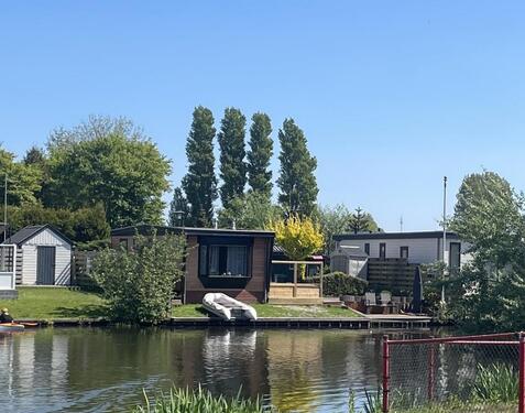 Foto - Urlaub in Makkum – Exclusives Chalet mit Charme direkt am Wasser