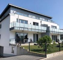 UCKERATH: BARRIEREFREIE 3 ZIMMER-WOHNUNG IN BESTLAGE MIT BALKON - Hennef (Sieg)