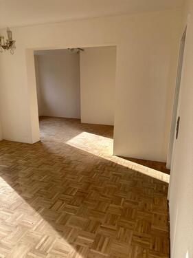 Foto - Helle, neu renovierte 3 -Zimmer Wohnung in Heppenheim mit Balkon