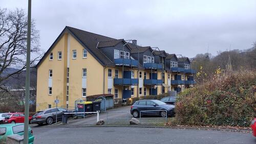 Foto - Schöne 2-Zimmer-Wohnung Dachgeschoss mit Balkon und Einbauküche