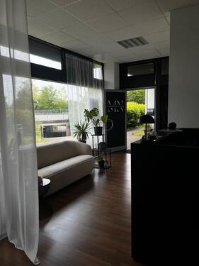 Foto - Kosmetikstudio tageweise mieten – Lash, PMU. Tattoo