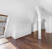 Moderne Dachgeschosswohnung mit Küche in der Innenstadt Esslingen - Esslingen am Neckar