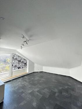 Foto - Schöne 2 Zimmer Dachgeschoss Wohnung mit Balkon in Recklinghausen zu vermieten - WBS ERFORDERLICH