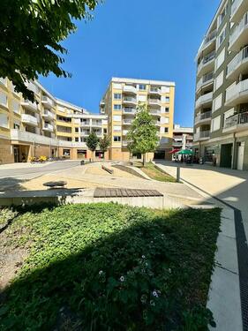 Foto - Zentrale 4-Zimmer-Wohnung Stil und Komfort vereint