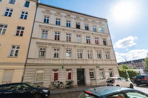 Foto - Sanierte 2-Zimmer-Altbauwohnung mit neuer Einbauküche in Magdeburg-Buckau