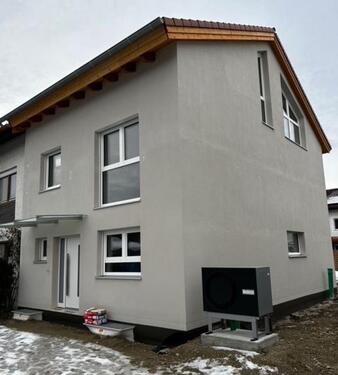 Foto - Reiheneckhaus in Kolbermoor - 2.600,00&nbsp;EUR Kaltmiete, ca.&nbsp; 130,00&nbsp;m&sup2;