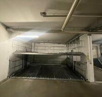 Hackescher Markt - Tiefgaragenstellplatz zu vermieten - Berlin