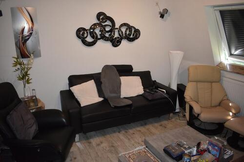 Foto - Sanierte Doppelhaushälfte mit Einliegerwhg. in sehr guter Lage