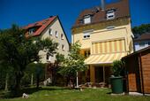 Foto - Helle 2,5-Zi.-DG-Wohnung mit Fernblick & EBK 