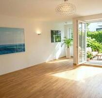 Süd-Gartenwohnung in Stadtvilla . Energie A . TG. Terrase.bezugsf - München Moosach