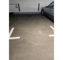 Tiefgaragen-Stellplatz für PKW - 75,00&nbsp;EUR Miete, in Leonberg (PLZ: 71229)