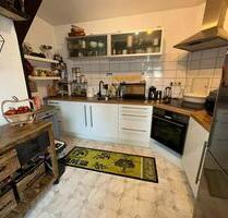 Jena-Zentrum Dachgeschoss - 1.100,00&nbsp;EUR Kaltmiete, ca.&nbsp; 90,00&nbsp;m&sup2; in Jena (PLZ: 07743)