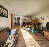 W17 Schöne 2,5-Zimmer-Wohnung in Burghausen zu vermieten