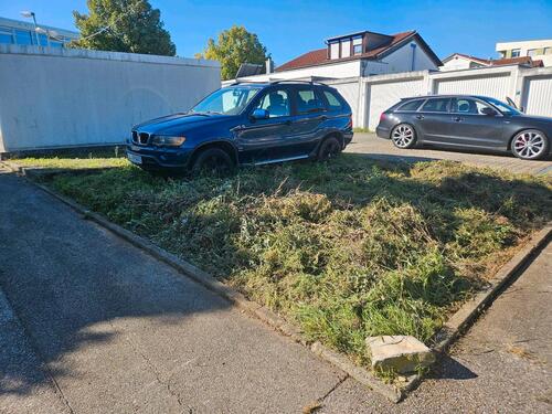 Foto - Pkw Stellplatz in Kirchheim am Neckar
