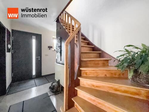 Foto - 11 Zimmer Einfamilienhaus zum Kaufen in Schwalbach