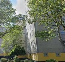 4-Zimmer-Wohnung mit Balkon in sehr beliebter Lage in Laatzen