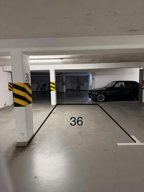 Foto - Tiefgaragenstellplatz in Bad Homburg zu vermieten
