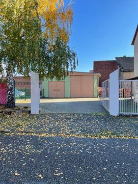 Foto - Autowerkstatt mit Hebebühne und Grube zu vermieten.