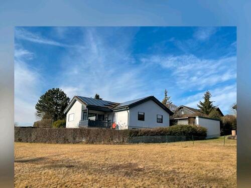 Foto - Freihstehendes Einfamilienhaus mit Doppelgarage in Neubulach