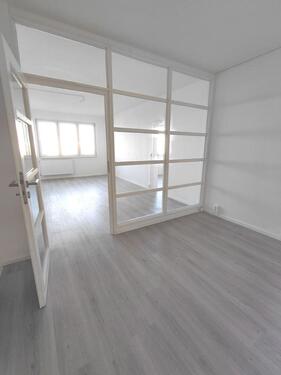 Foto - Geräumige 4-Zimmer-Wohnung in Schwerin zu vermieten