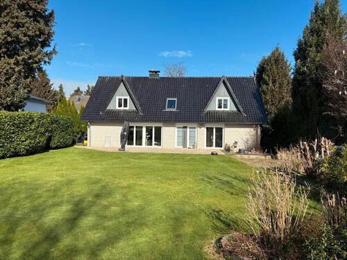 Foto - Familienfreundliches EFH im grünen Norden Hamburgs