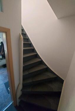 Foto - 2,5-Zimmer-Dachgeschosswohnung mit Einbauküche