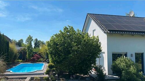 Foto - Stilvolles Einfamilienhaus mit Pool,Whirlpool Privatverkauf