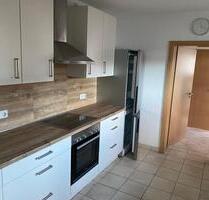 Freistehender Bungalow in Hostenbach, ruhige Lage, Küche neu - Wadgassen