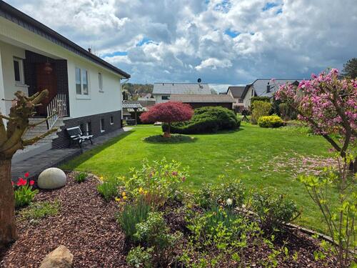 Foto - 7 Zimmer Bungalow zum Kaufen in Neuental
