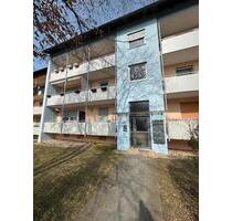 3-Zimmer EG-Wohnung in Top-Lage Feucht mit Balkon & Garage