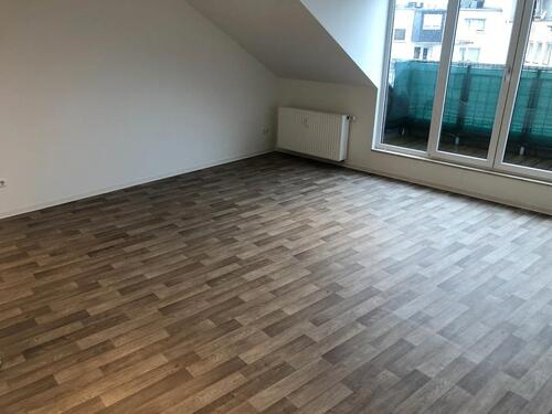 Foto - 2-Raum DG Wohnung - 650,00&nbsp;EUR Kaltmiete, ca.&nbsp; 66,50&nbsp;m&sup2;