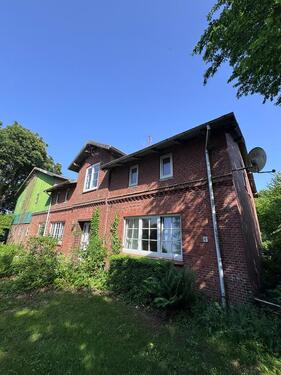 Foto - Historisches Bauernhaus mit Ausbaureserve und 4.400 m² Grundstück