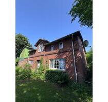 Historisches Bauernhaus mit Ausbaureserve und 4.400 m² Grundstück - Hanerau-Hademarschen