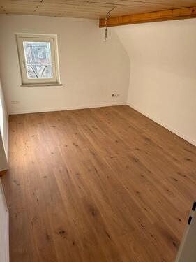 Foto - 3 Zimmer Dachgeschoßwohnung zur Miete in Gundelsheim