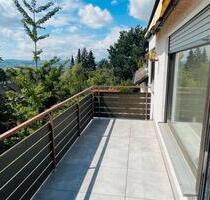 Modernisierte 2-Zimmer-Wohnung mit Balkon und Garage - Vallendar