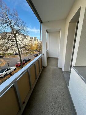 Foto - Helle 4-Zi. mit großem Balkon & Laminat in ruhiger Lage!