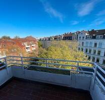 Helle 2-Zimmer-Dachwohnung mit Dachterrasse + Aufzug, Kiel