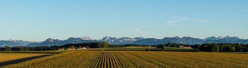 Foto - Erstbezug, 4 Raum Wohnung mit Alpenpanorama, Küche und Aufzug