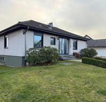 Freistehender Bungalow mit Doppelparkergarage - Herleshausen