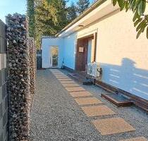 Modernisiertes Einfamilienhaus mit eigenem Wald – stilvolles Wohn - Friedeburg