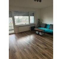 Modernisierte & möblierte 1,5-Zimmer-Wohnung mit Balkon in Stuttg - Stuttgart Birkach