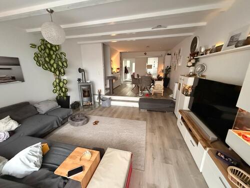 Foto - Reihenmittelhaus, kleiner Garten in ruhiger Lage – Wolfschlugen